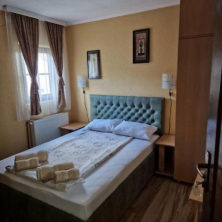 Hotel Etno Kuca Sa Konacistem Gocko Vrnjačka Banja Exterior foto