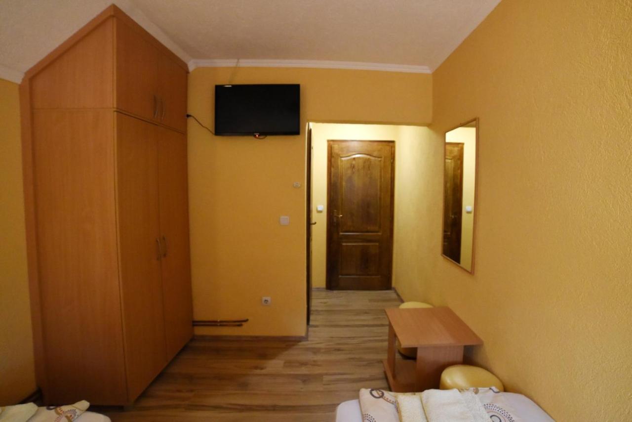 Hotel Etno Kuca Sa Konacistem Gocko Vrnjačka Banja Exterior foto