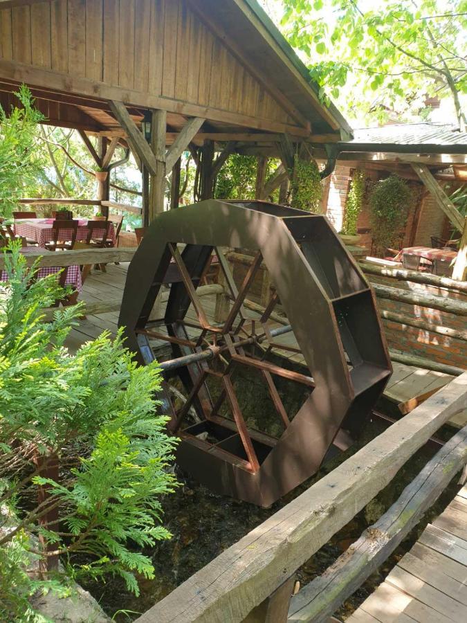 Hotel Etno Kuca Sa Konacistem Gocko Vrnjačka Banja Exterior foto