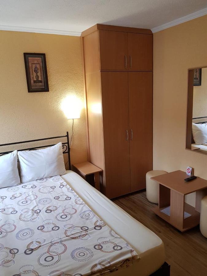 Hotel Etno Kuca Sa Konacistem Gocko Vrnjačka Banja Exterior foto