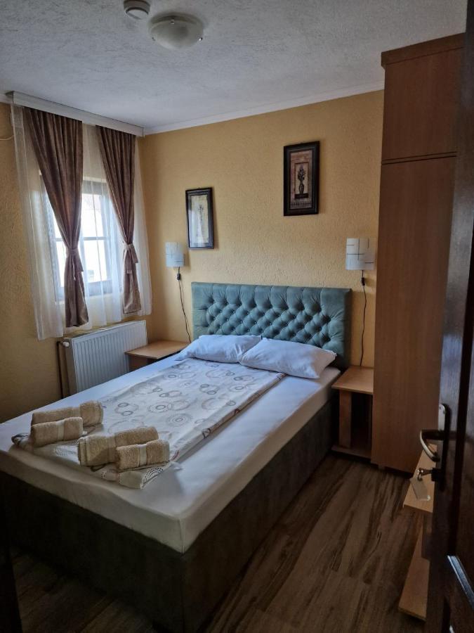 Hotel Etno Kuca Sa Konacistem Gocko Vrnjačka Banja Exterior foto